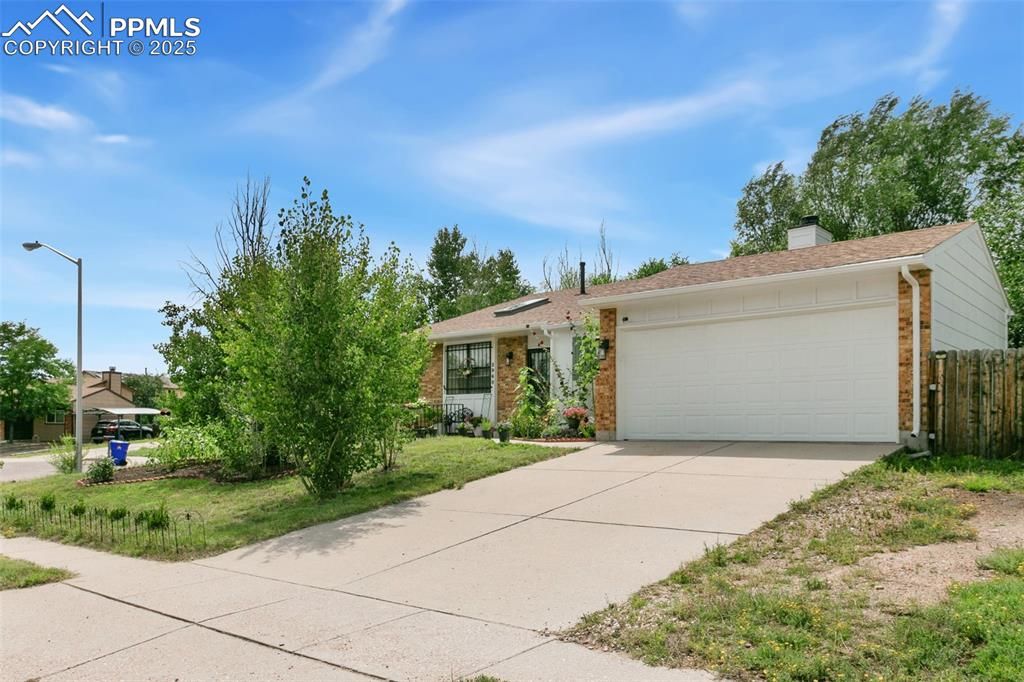 2960 Rio Vista Drive, Colorado Springs, CO 80917