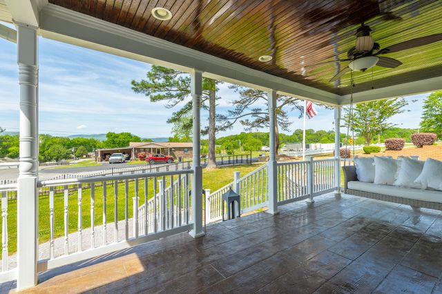 133 County Road 206, Bridgeport, AL 35740