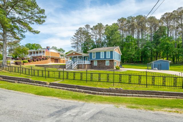 133 County Road 206, Bridgeport, AL 35740