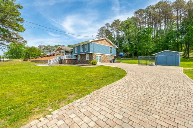 133 County Road 206, Bridgeport, AL 35740