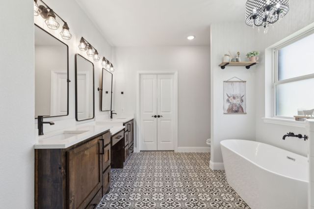 5812 W Sky Hawk Trail, Royse City, TX 75189