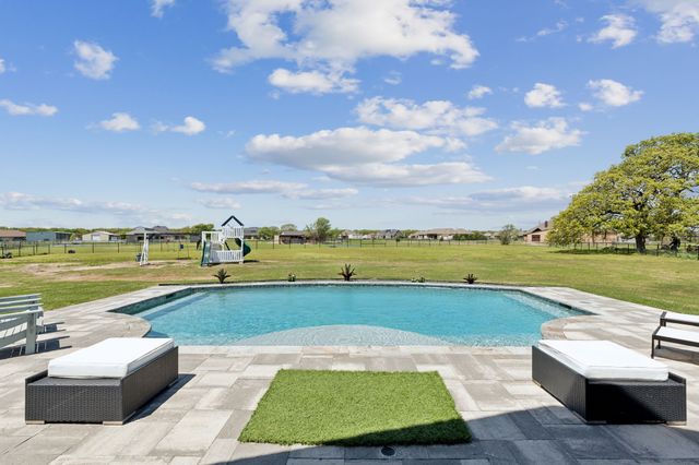 5812 W Sky Hawk Trail, Royse City, TX 75189