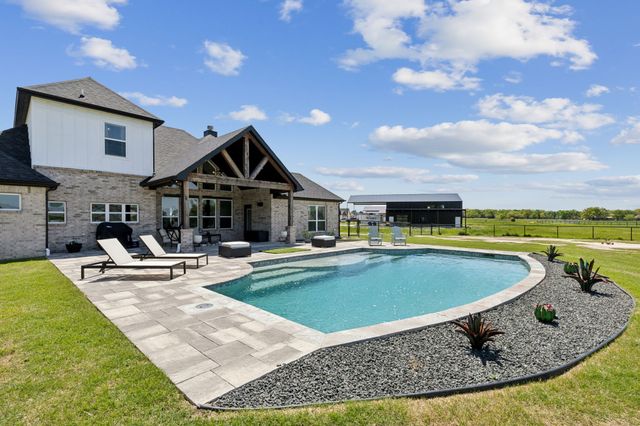 5812 W Sky Hawk Trail, Royse City, TX 75189