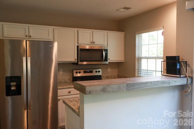 12331 Bluestem Lane, Charlotte, NC 28277
