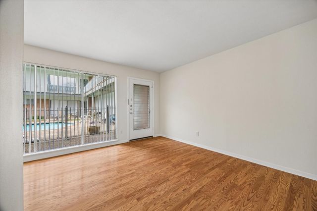 3703 Roseland Street 03, Houston, TX 77006