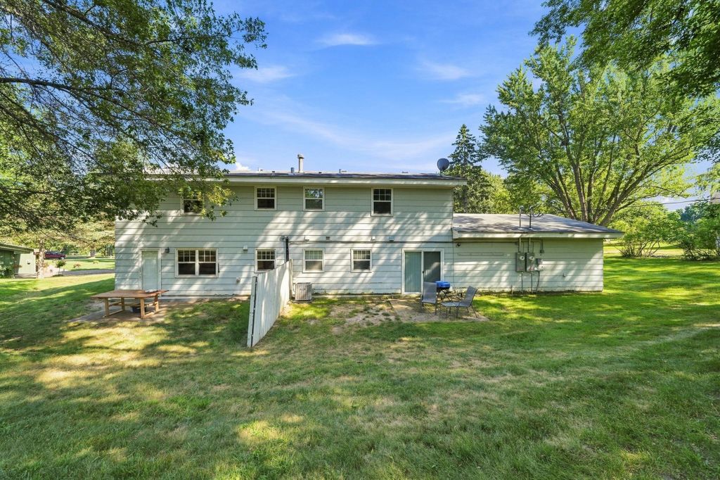 6980 Alpine Trail, Eden Prairie, MN 55346 — photo 2