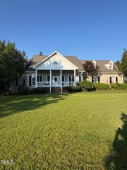 908 Windrow Lane, Raleigh, NC 27603