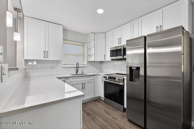 10321 E BRIARCLIFF Road, Jacksonville, FL 32218