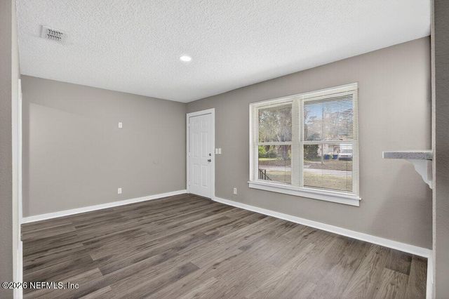 10321 E BRIARCLIFF Road, Jacksonville, FL 32218