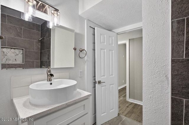 10321 E BRIARCLIFF Road, Jacksonville, FL 32218