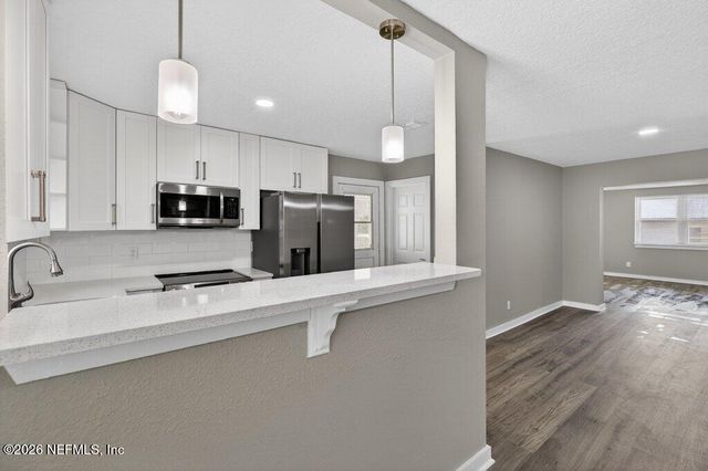 10321 E BRIARCLIFF Road, Jacksonville, FL 32218