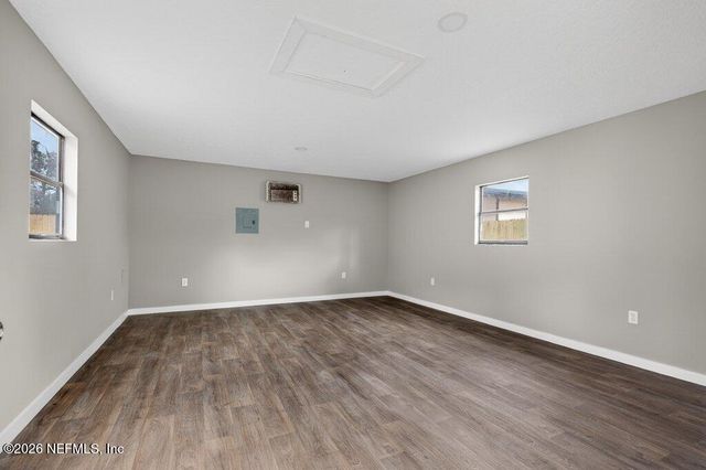 10321 E BRIARCLIFF Road, Jacksonville, FL 32218