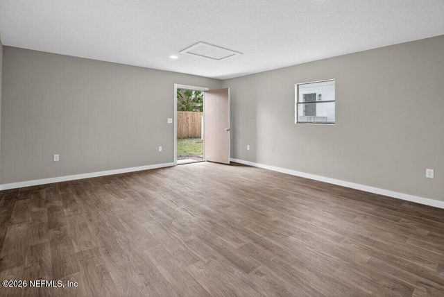 10321 E BRIARCLIFF Road, Jacksonville, FL 32218