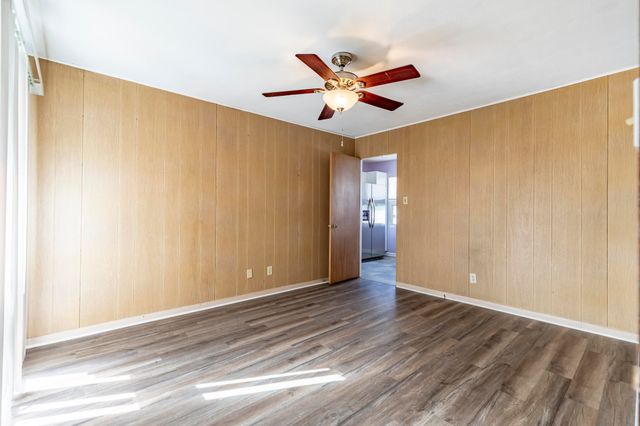 715 N Harvey Street, Griffith, IN 46319