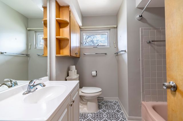 715 N Harvey Street, Griffith, IN 46319