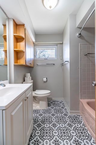 715 N Harvey Street, Griffith, IN 46319