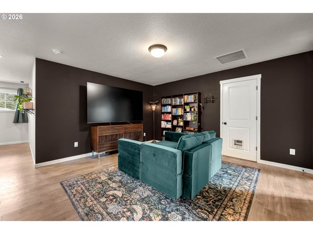 8939 Ne 110TH St, Vancouver, WA 98662
