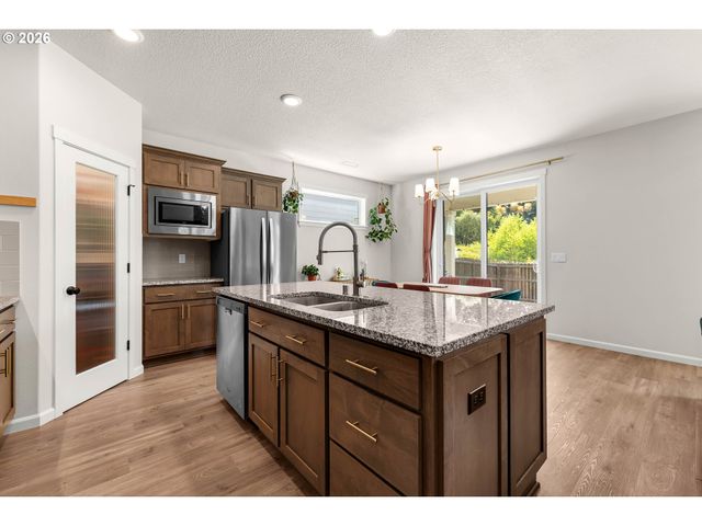 8939 Ne 110TH St, Vancouver, WA 98662