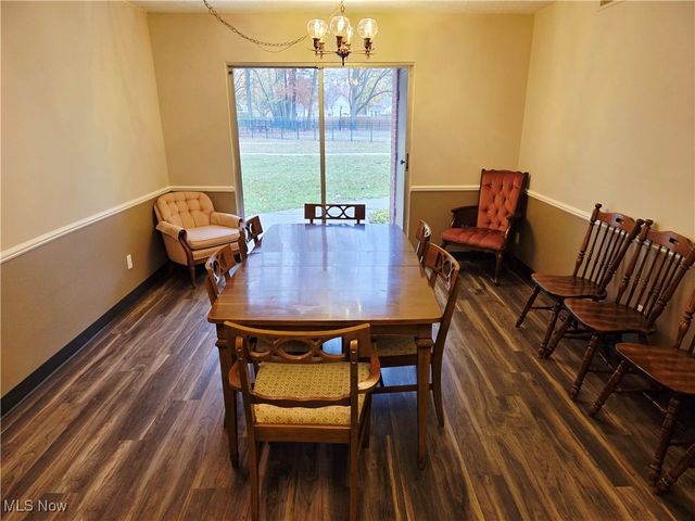 4187 Columbia Road 126, North Olmsted, OH 44070