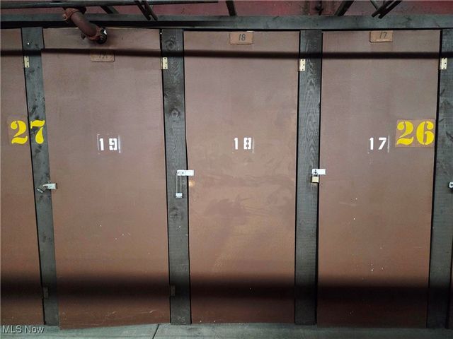 4187 Columbia Road 126, North Olmsted, OH 44070