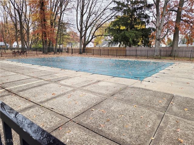 4187 Columbia Road 126, North Olmsted, OH 44070