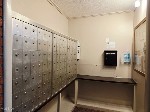 4187 Columbia Road 126, North Olmsted, OH 44070