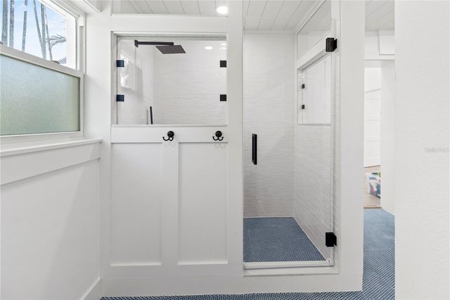 518 56TH STREET, Holmes Beach, FL 34217