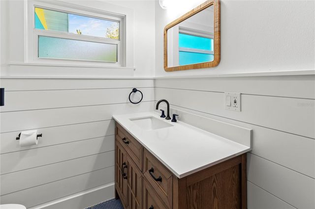 518 56TH STREET, Holmes Beach, FL 34217