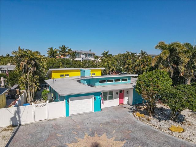 518 56TH STREET, Holmes Beach, FL 34217