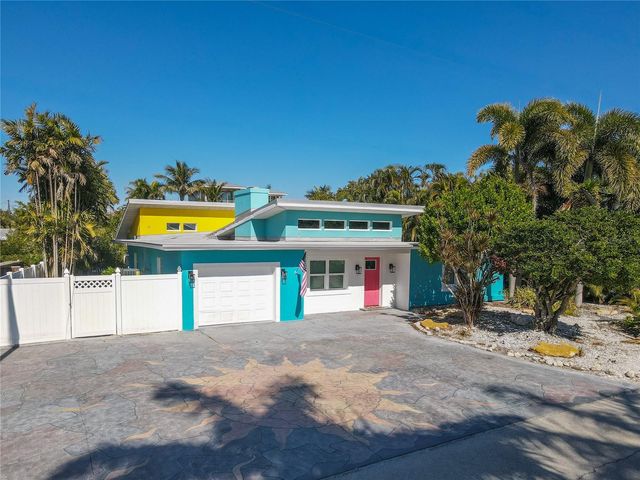 518 56TH STREET, Holmes Beach, FL 34217