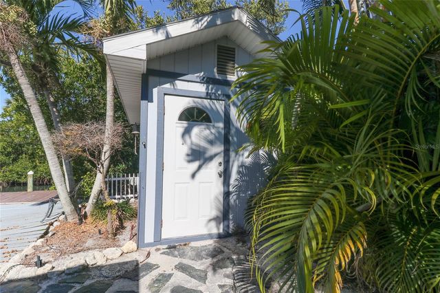 518 56TH STREET, Holmes Beach, FL 34217