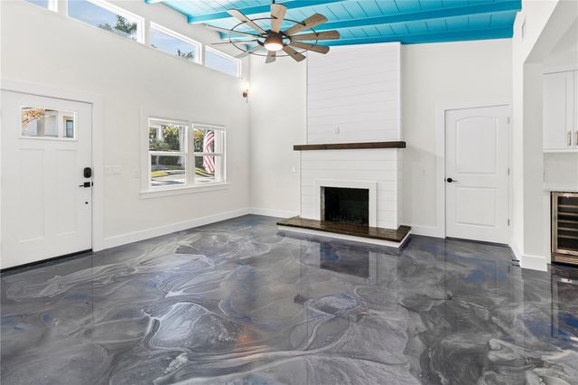 518 56TH STREET, Holmes Beach, FL 34217