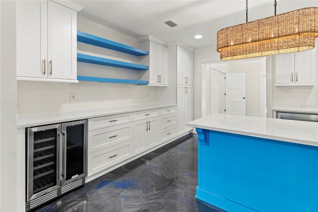 518 56TH STREET, Holmes Beach, FL 34217