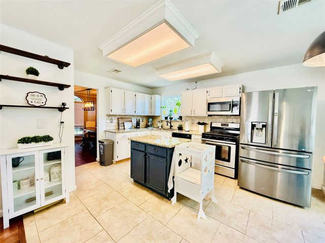 2045 Biscayne Drive, Lewisville, TX 75067