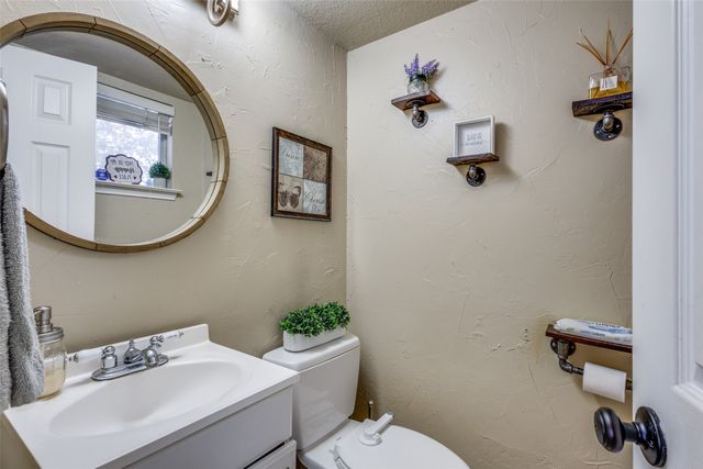 2045 Biscayne Drive, Lewisville, TX 75067