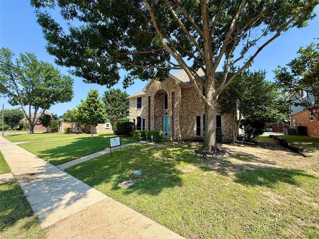 2045 Biscayne Drive, Lewisville, TX 75067