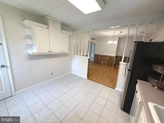 1418 SPRING AVE, Rosedale, MD 21237