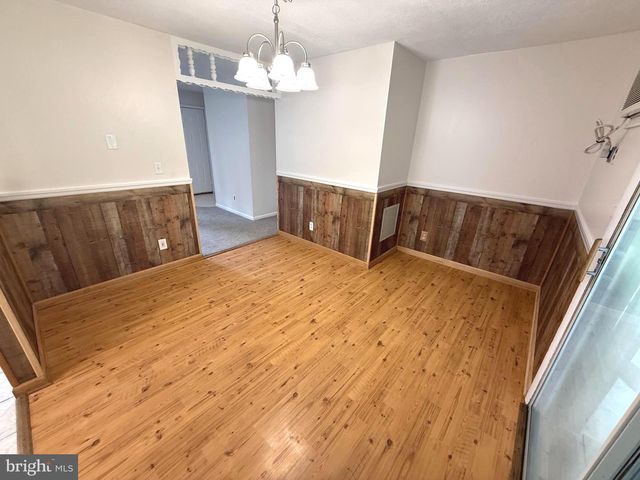 1418 SPRING AVE, Rosedale, MD 21237