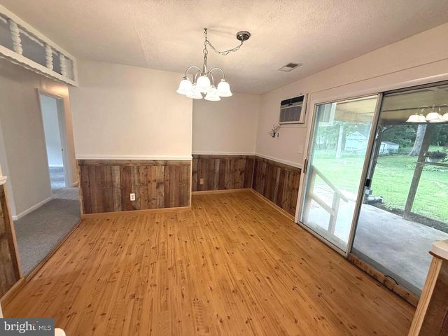 1418 SPRING AVE, Rosedale, MD 21237
