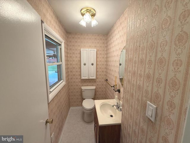 1418 SPRING AVE, Rosedale, MD 21237