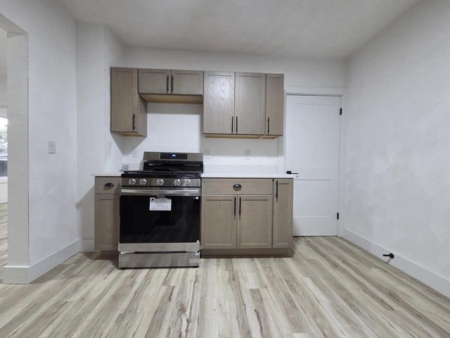918 Gerald Avenue, Beloit, WI 53511