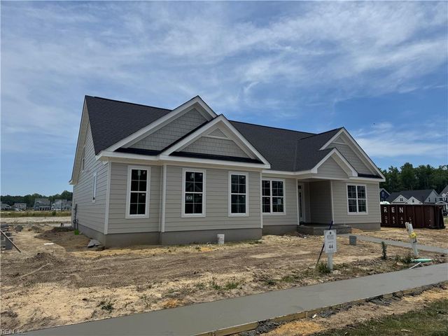 2207 Hampton Roads PW, Chesapeake, VA 23321