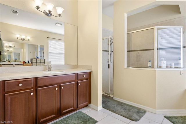 2115 Grove DR, Naples, FL 34120