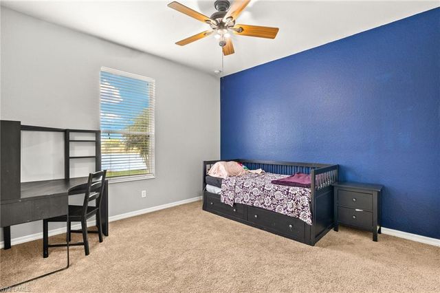 2115 Grove DR, Naples, FL 34120