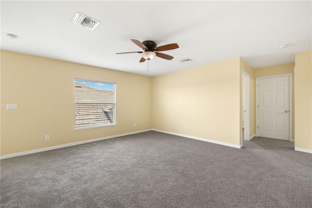 2115 Grove DR, Naples, FL 34120