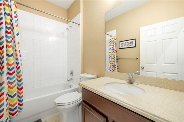 2115 Grove DR, Naples, FL 34120