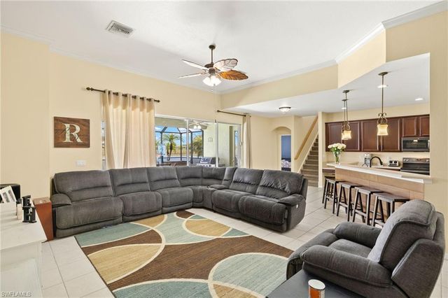 2115 Grove DR, Naples, FL 34120