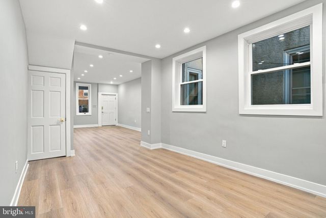 2502 E CLEARFIELD ST, Philadelphia, PA 19134