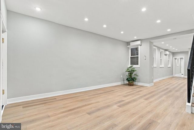2502 E CLEARFIELD ST, Philadelphia, PA 19134