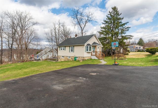 74 Clubhouse Drive, Carmel, NY 10512
